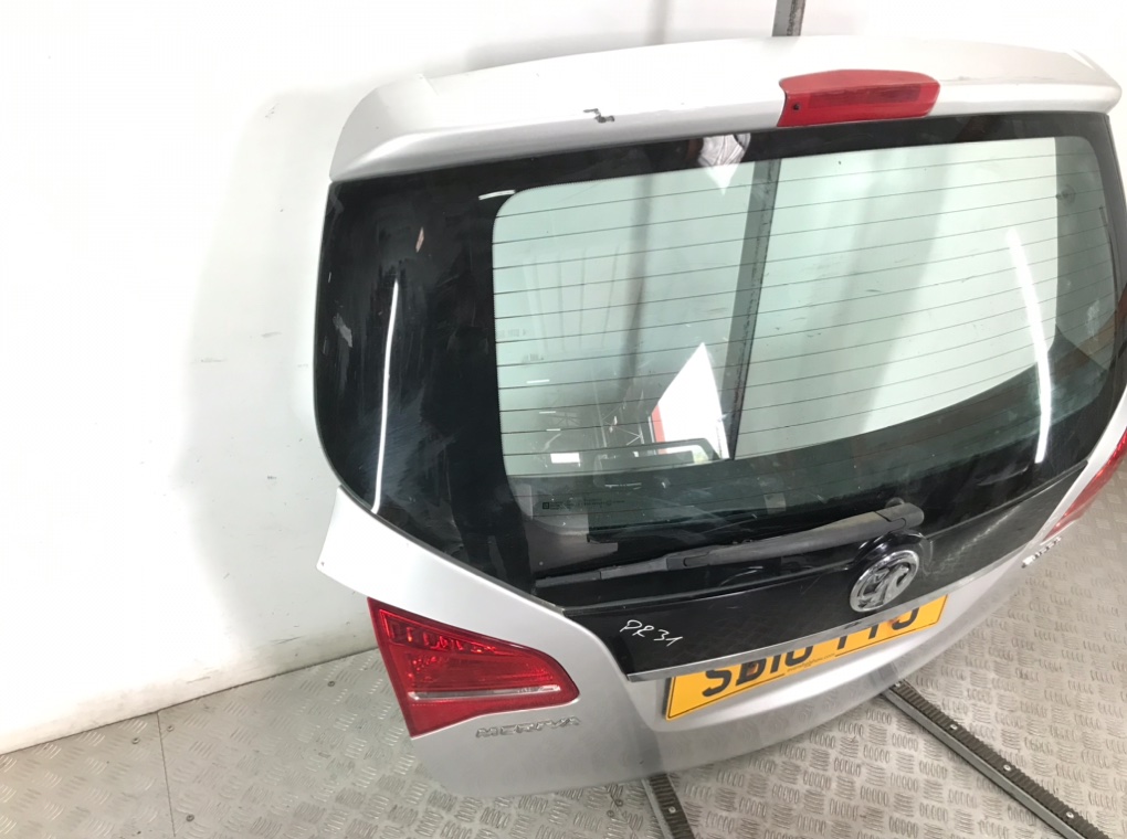 Крышка багажника для Opel Meriva, 2010 г. 1.4 Ti бензин б/у — фото 2