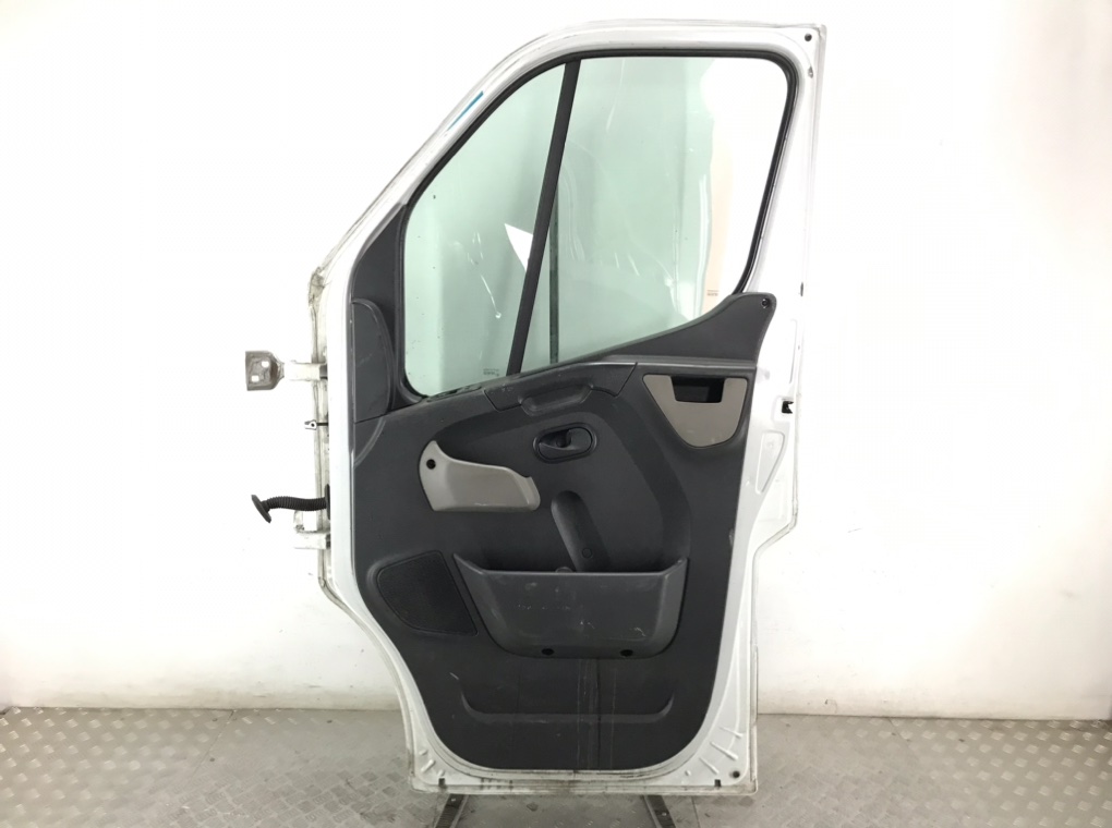 Дверь передняя правая для Renault Master, 2013 г. 2.3 DCI дизель б/у — фото 2