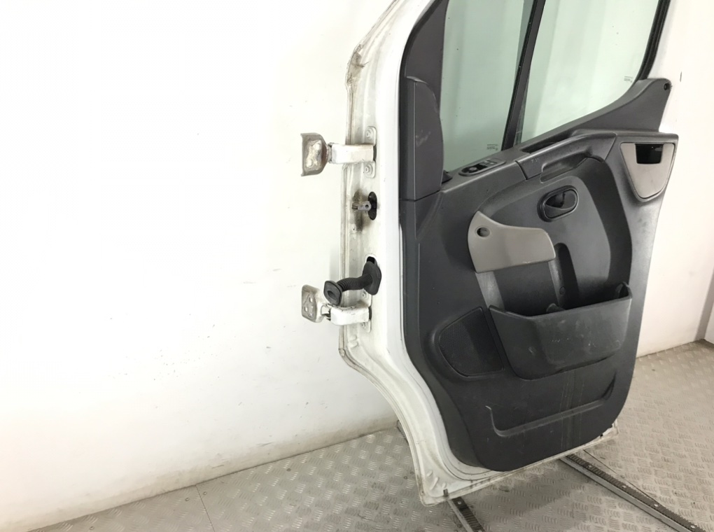 Дверь передняя правая для Renault Master, 2013 г. 2.3 DCI дизель б/у — фото 3