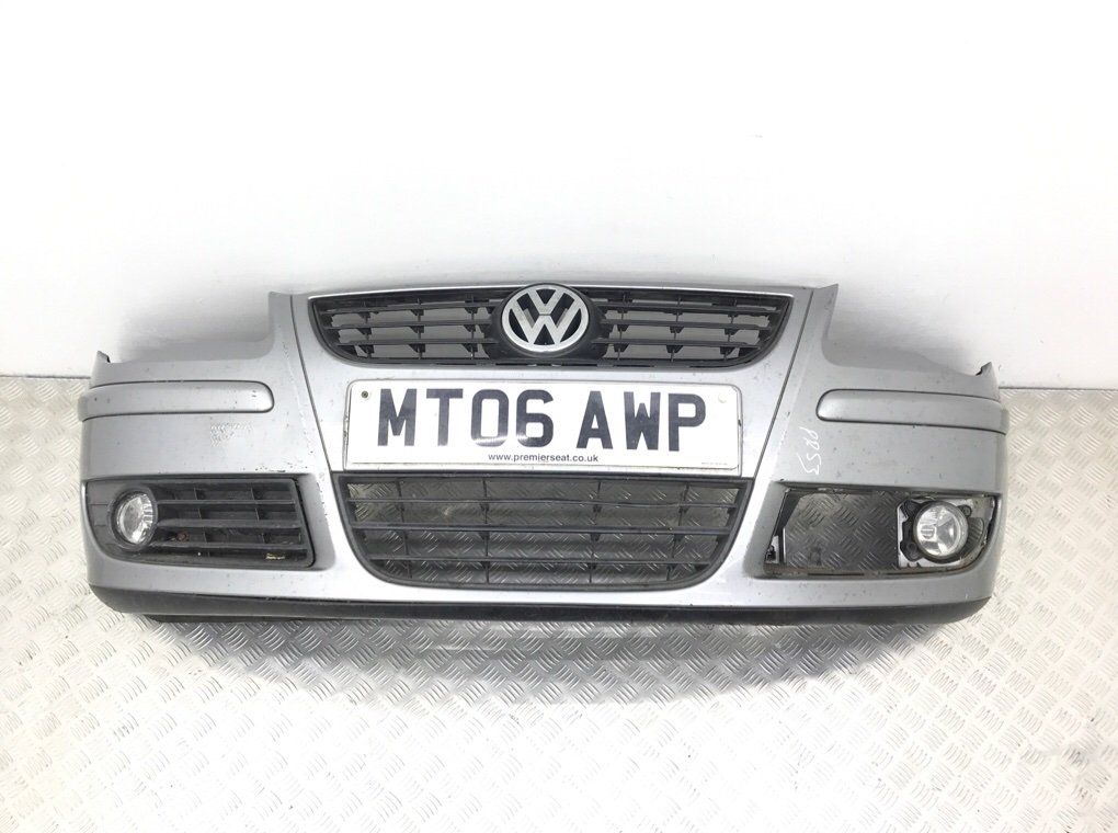 Бампер передний для Volkswagen Polo, 2006 г. 1.4 i бензин б/у