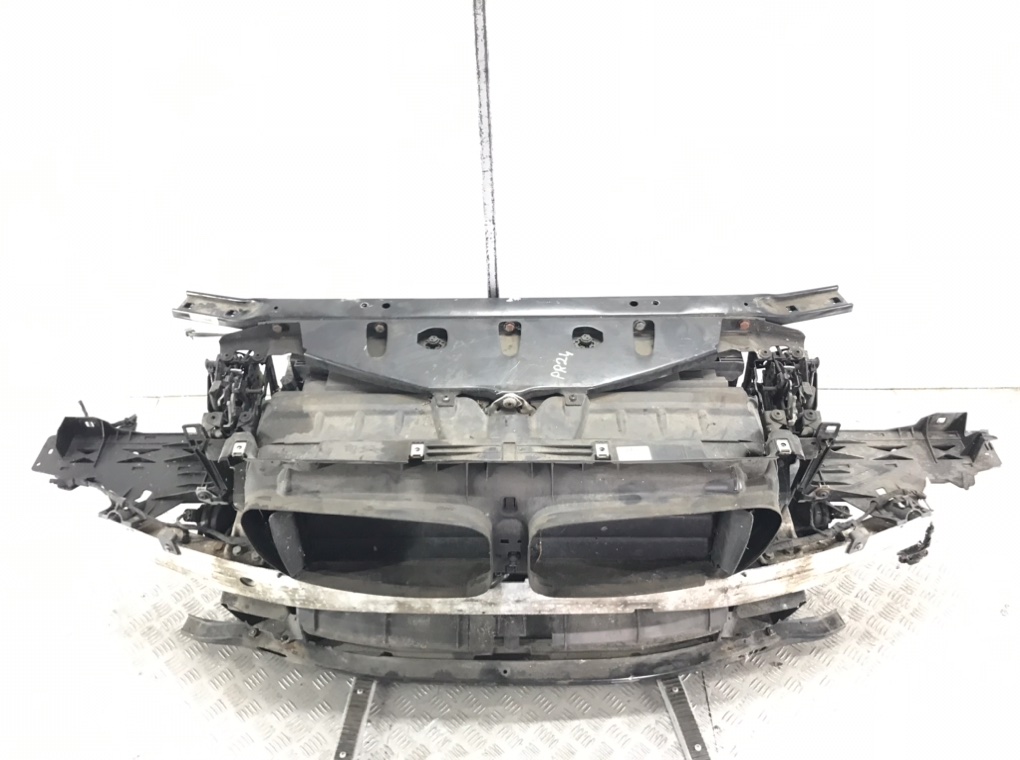 Панель передняя (телевизор) для BMW 5 F10/F11/GT F07, 2011 г. 2.0 TD дизель б/у — фото 4