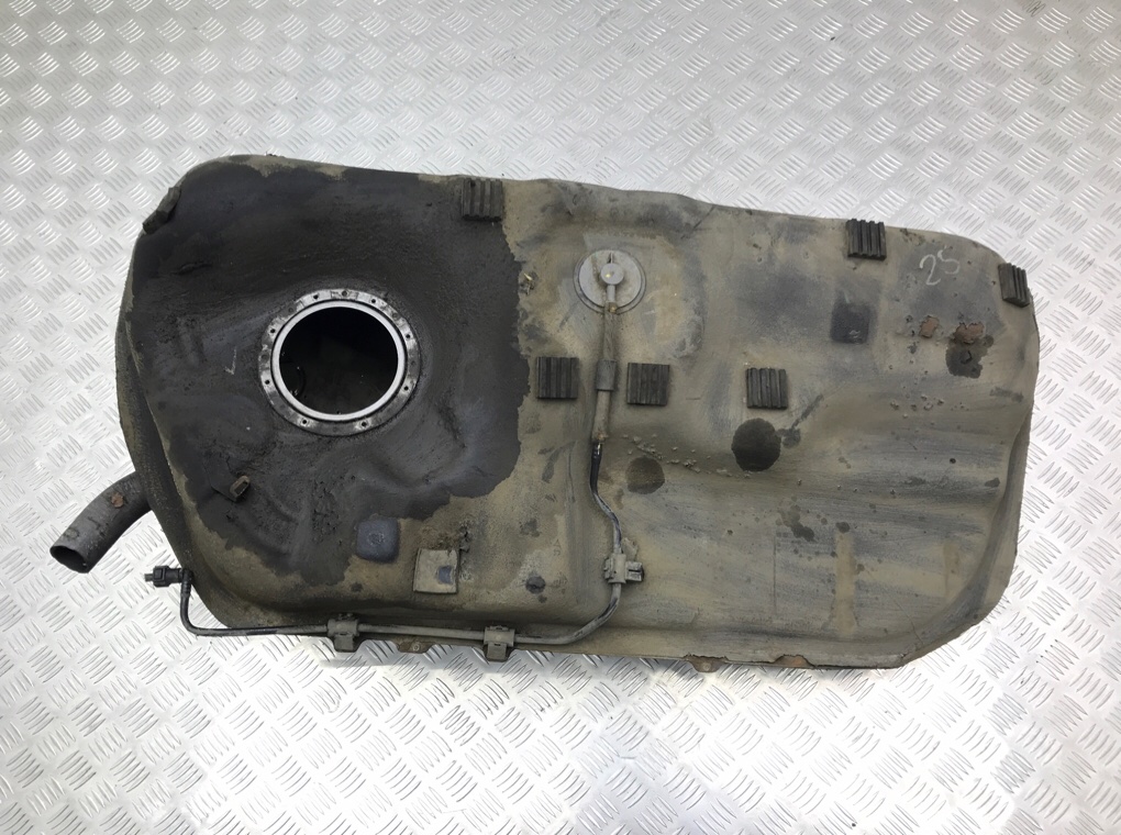 Бак топливный для Hyundai ix35, 2010 г. 1.7 CRDi дизель б/у