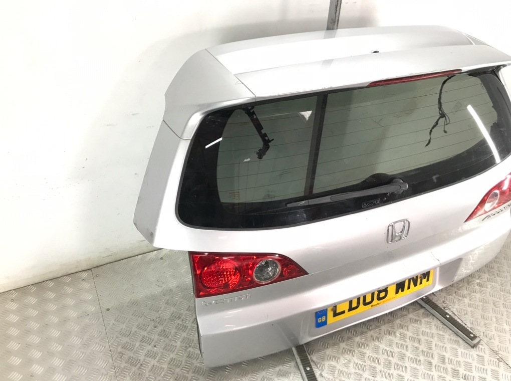 Крышка багажника для Honda Accord, 2008 г. 2.2 CTDi дизель б/у — фото 2