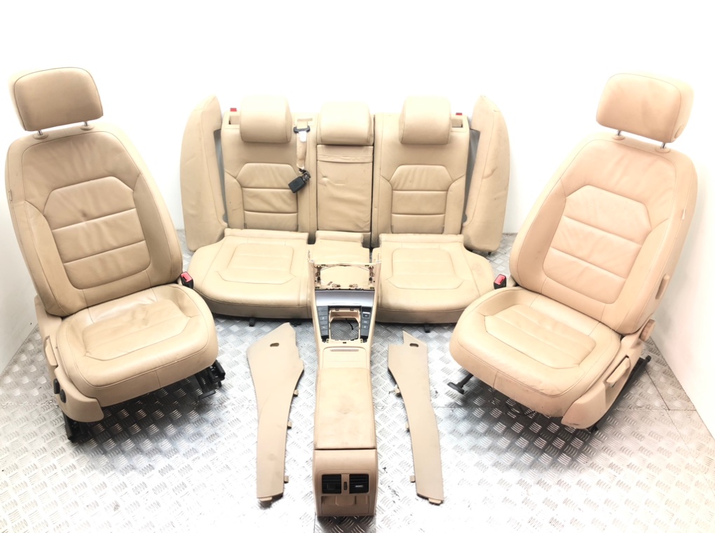 Салон (комплект сидений) для Volkswagen Passat, 2014 г. 2.0 TDi дизель б/у