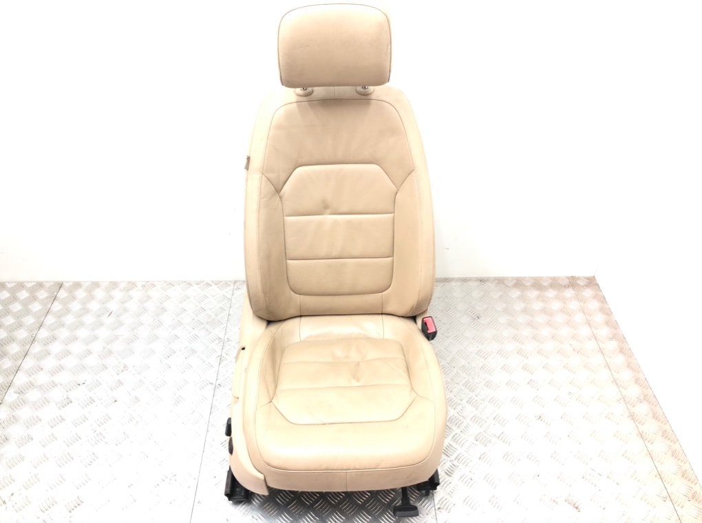 Салон (комплект сидений) для Volkswagen Passat, 2014 г. 2.0 TDi дизель б/у — фото 2