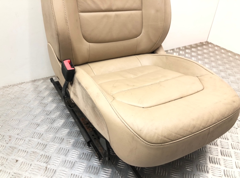 Салон (комплект сидений) для Volkswagen Passat, 2014 г. 2.0 TDi дизель б/у — фото 11