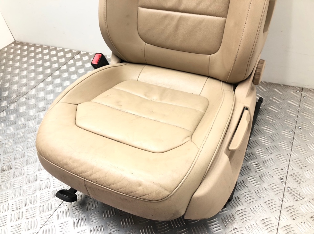 Салон (комплект сидений) для Volkswagen Passat, 2014 г. 2.0 TDi дизель б/у — фото 12