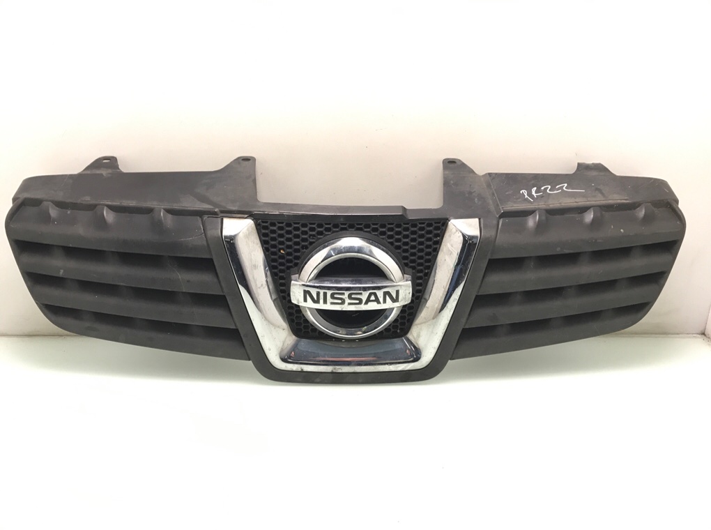 Решетка радиатора для Nissan Qashqai, 2007 г. 2.0 i бензин б/у