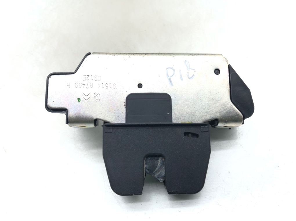 Замок багажника для Peugeot 3008, 2012 г. 1.6 HDi дизель б/у — фото 4