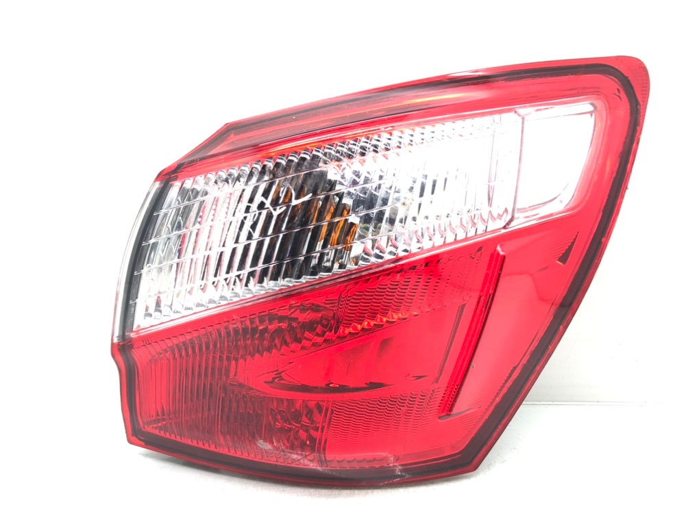Фонарь задний правый для Nissan Qashqai, 2010 г. 1.5 DCi дизель б/у