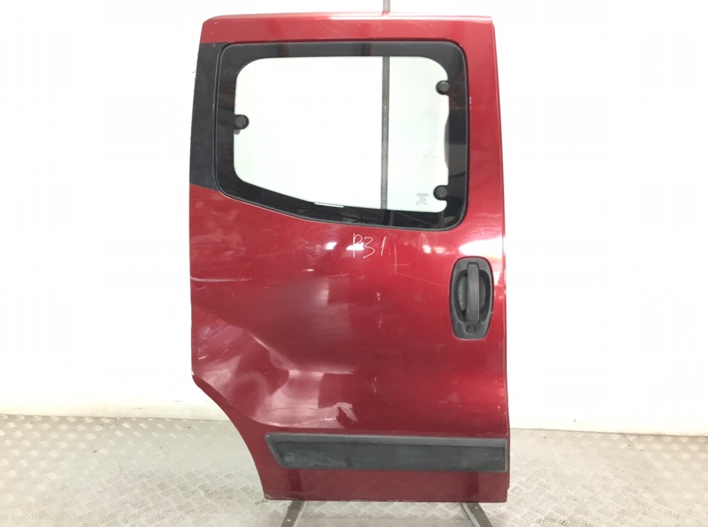Дверь сдвижная правая для Peugeot Bipper, 2010 г. 1.4 HDi дизель б/у