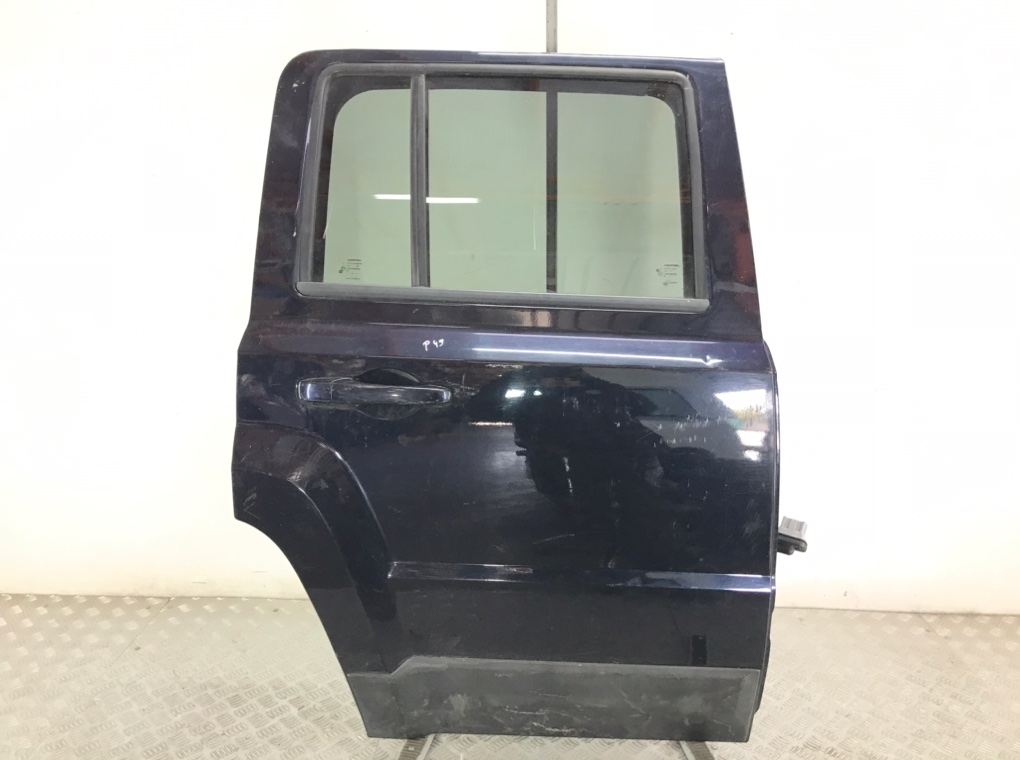 Дверь задняя правая для Jeep Patriot, 2011 г. 2.2 CDi дизель б/у