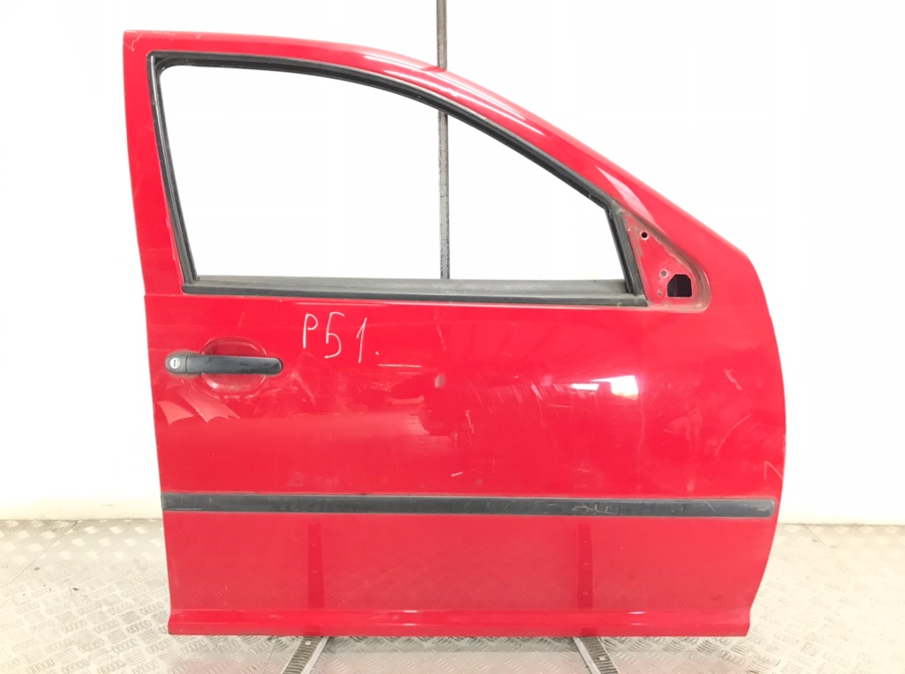 Дверь передняя правая для Volkswagen Golf, 2003 г. 1.6 i бензин б/у