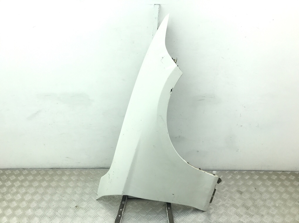 Крыло переднее правое для BMW 1 F20/F21, 2012 г. 2.0 TD дизель б/у