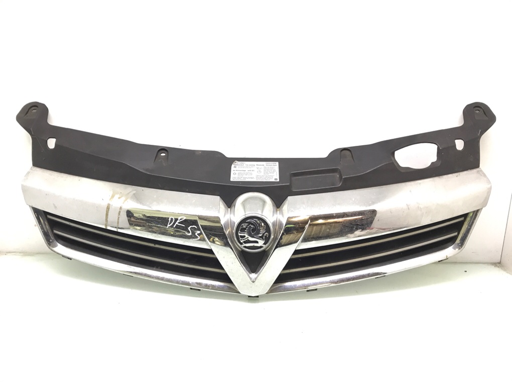 Решетка радиатора для Opel Astra, 2008 г. 1.6 i бензин б/у