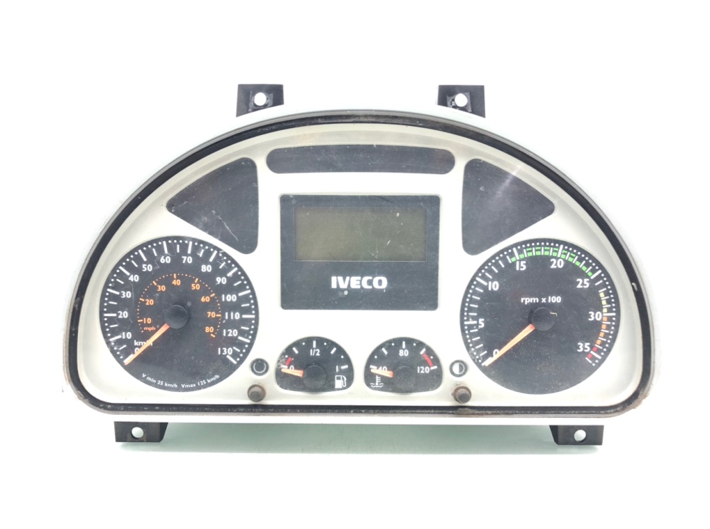 Щиток приборов (приборная панель) для Iveco Eurocargo, 2004 г. 3.9 TD дизель б/у