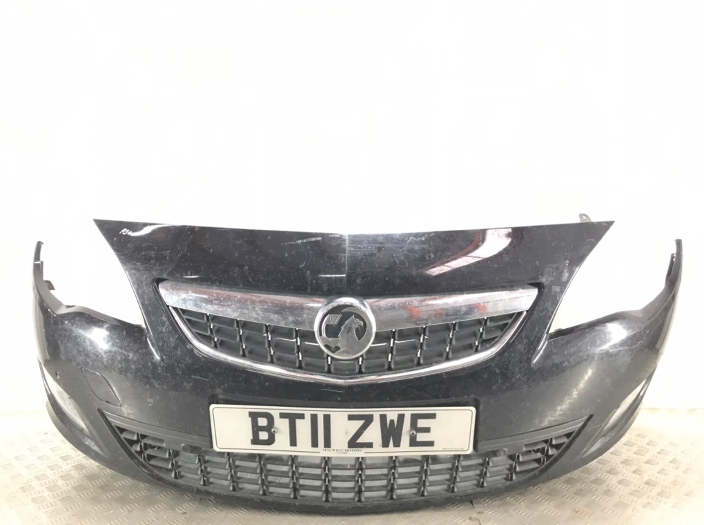 Бампер передний для Opel Astra, 2011 г. 2.0 CDTi дизель б/у