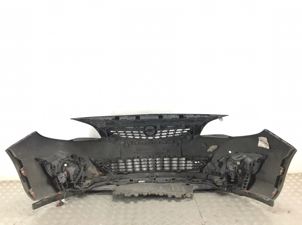 Бампер передний для Opel Astra, 2011 г. 2.0 CDTi дизель б/у — фото 4