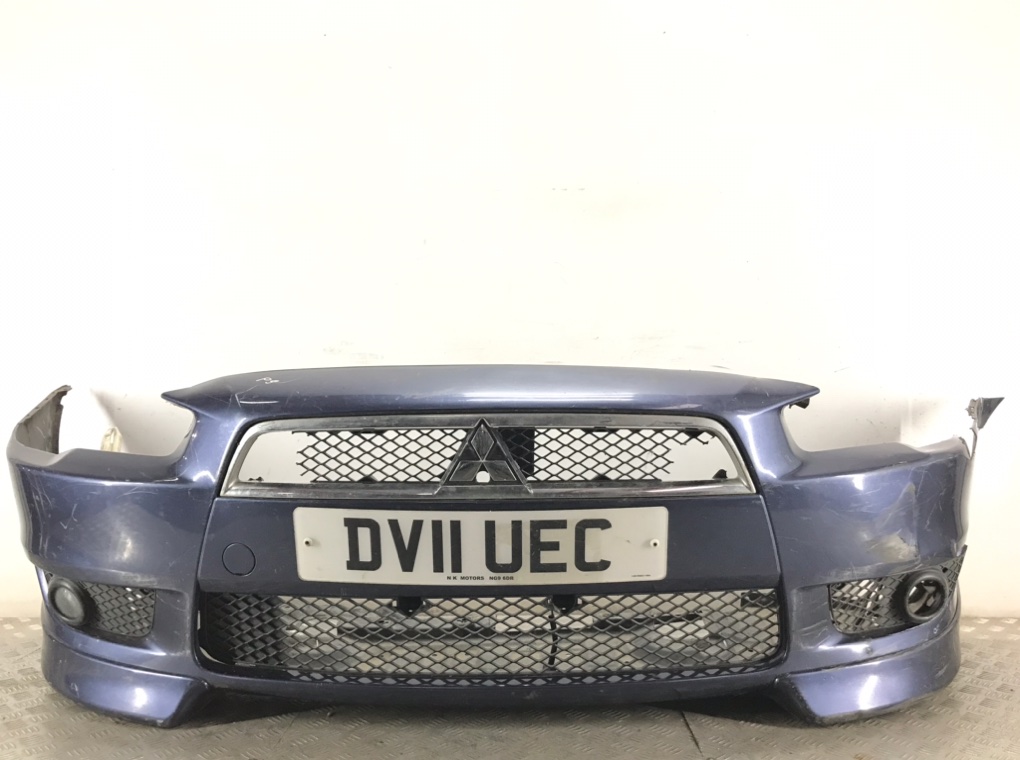 Бампер передний для Mitsubishi Lancer, 2011 г. 1.8 i бензин б/у