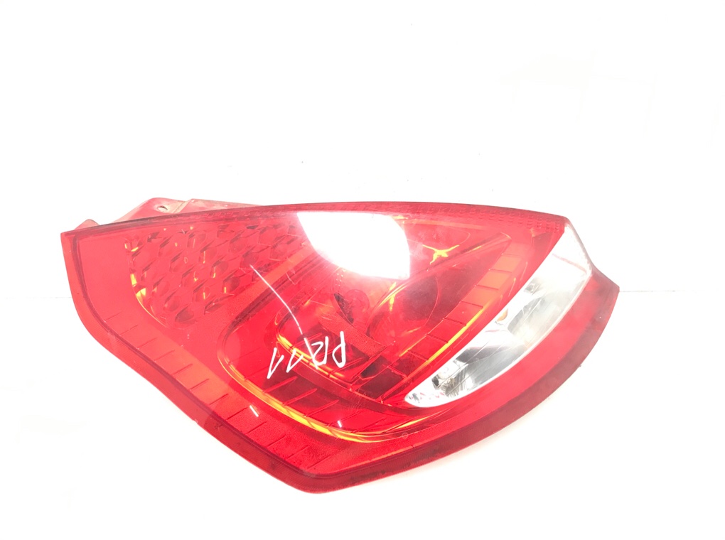 Фонарь задний левый для Ford Fiesta, 2011 г. 1.6 TDCi дизель б/у