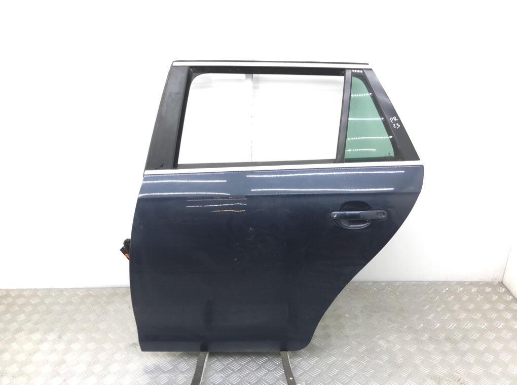 Дверь задняя левая для Volkswagen Golf, 2008 г. 2.0 TDi дизель б/у