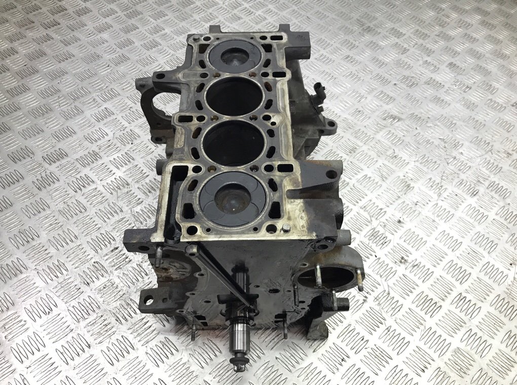 Блок цилиндров для Opel Corsa, 2010 г. 1.3 CDTi дизель б/у — фото 2