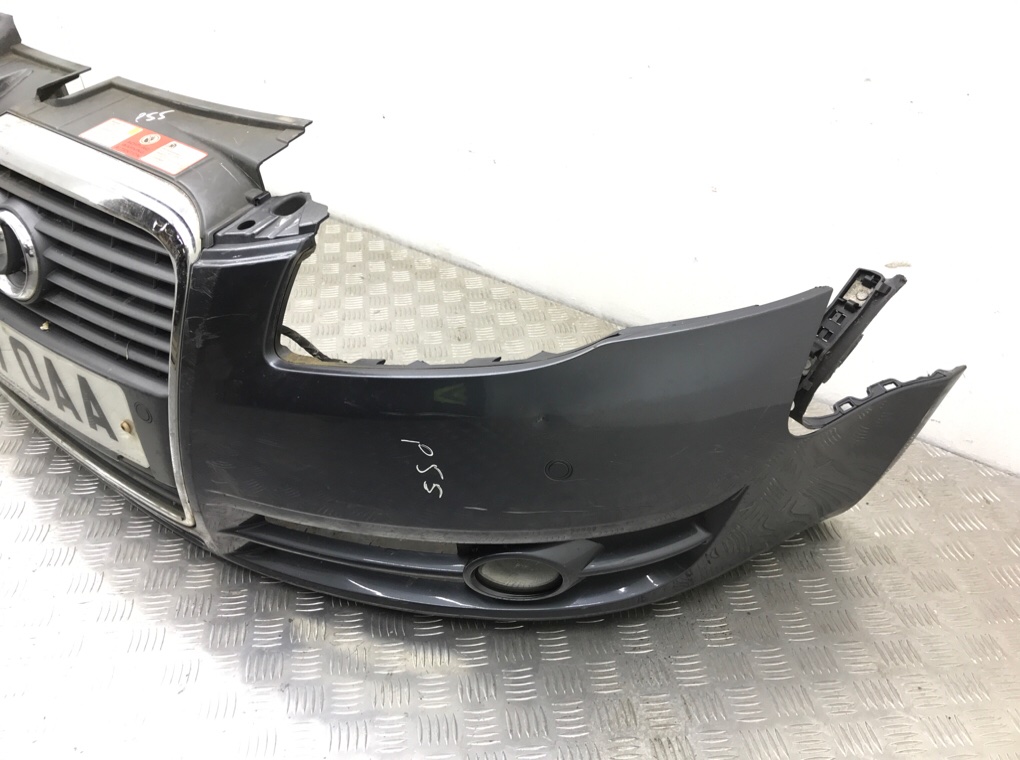 Бампер передний для Audi A4, 2007 г. 2.0 TFSI бензин б/у — фото 4