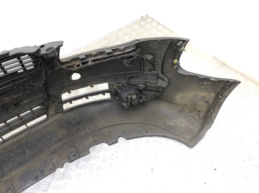 Бампер передний для Audi A4, 2007 г. 2.0 TFSI бензин б/у — фото 7