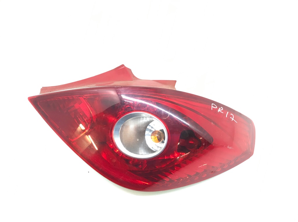 Фонарь задний правый для Opel Corsa, 2008 г. 1.2 i бензин б/у