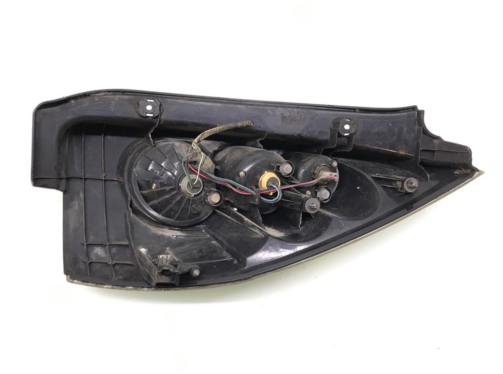Фонарь задний левый для Mazda 5, 2007 г. 2.0 i бензин б/у — фото 4