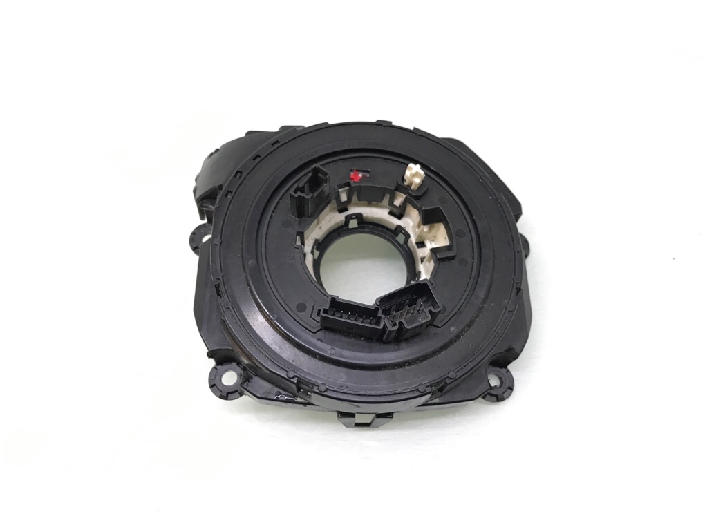 Шлейф руля для BMW 1 F20/F21, 2012 г. 2.0 TD дизель б/у