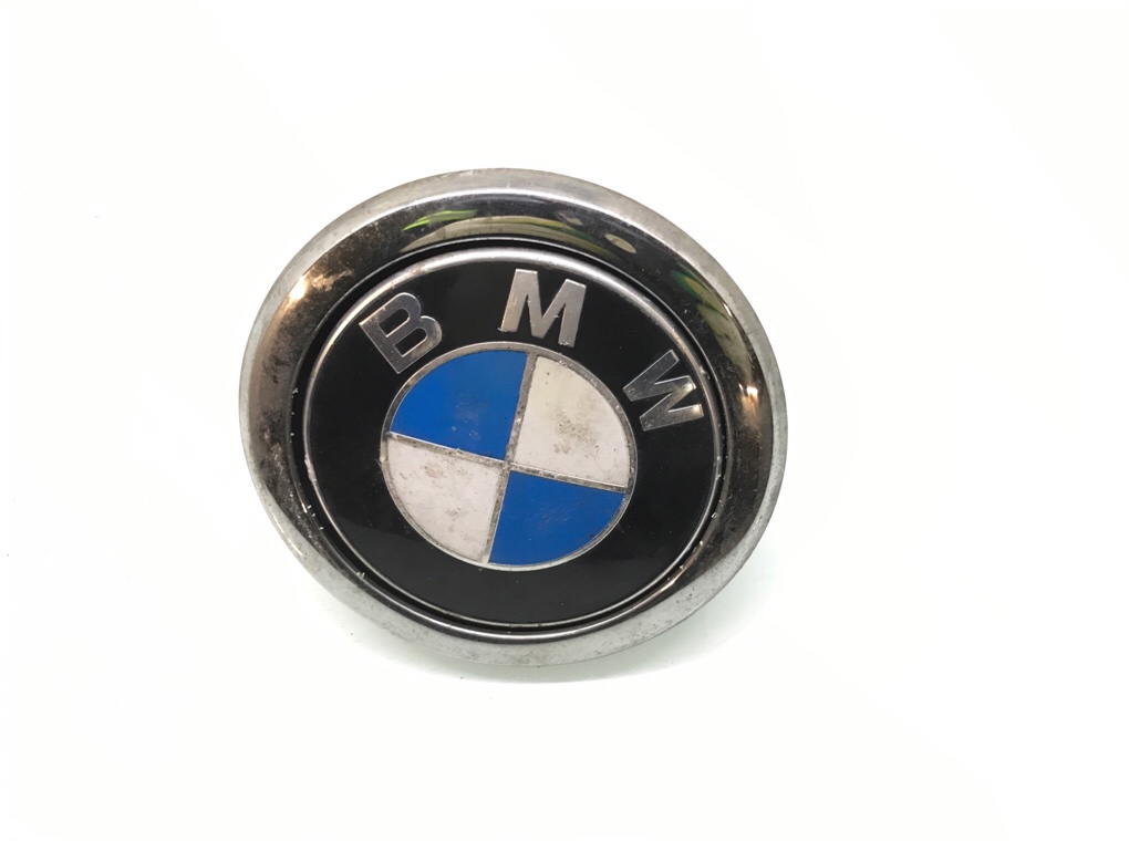 Эмблема для BMW 1 F20/F21, 2012 г. 2.0 TD дизель б/у