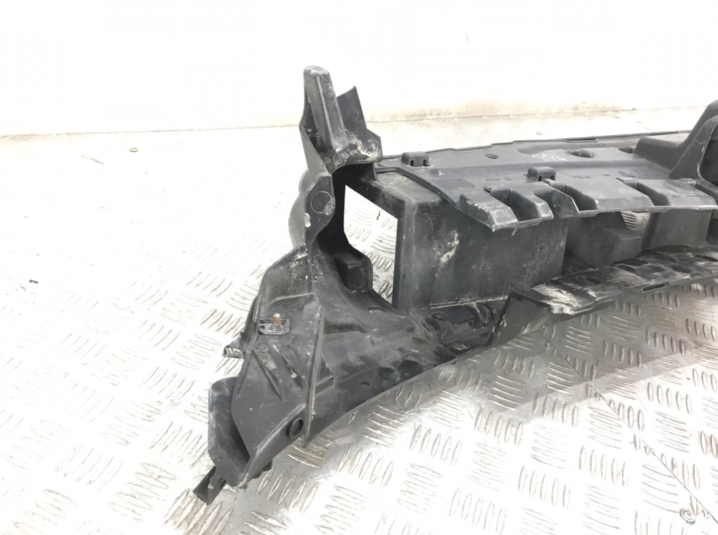 Планка под капот для Peugeot 3008, 2012 г. 1.6 HDi дизель б/у — фото 5