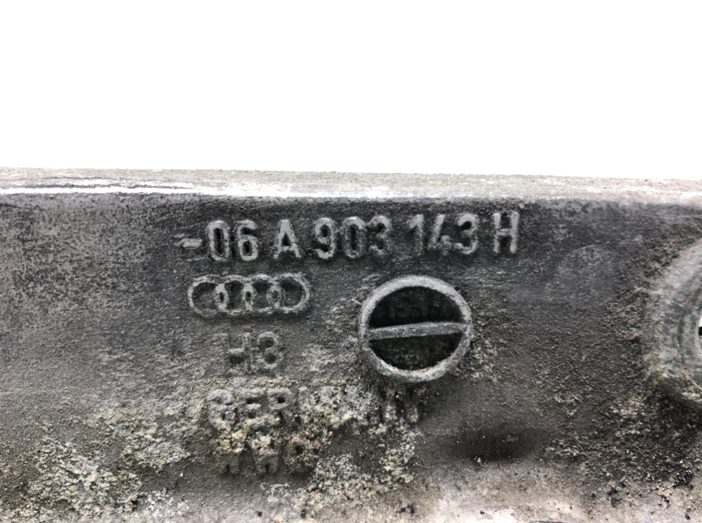Кронштейн генератора для Audi A3, 1998 г. 1.8 Ti бензин б/у — фото 6