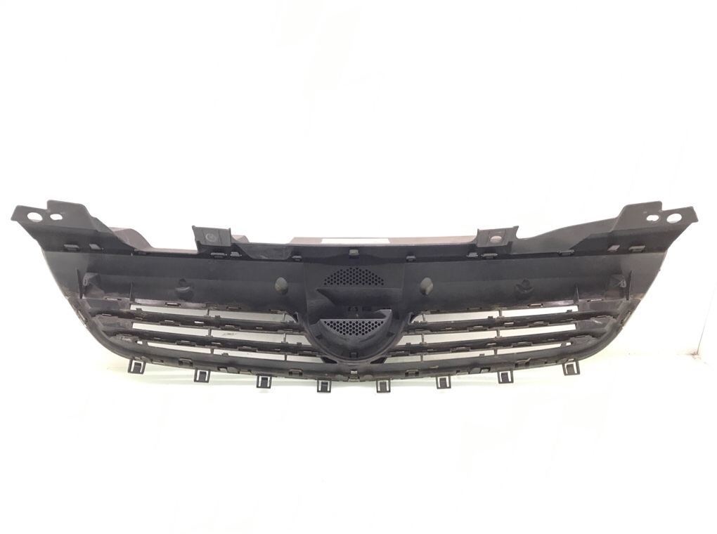 Решетка радиатора для Opel Zafira, 2010 г. 1.9 CDTi дизель б/у — фото 3