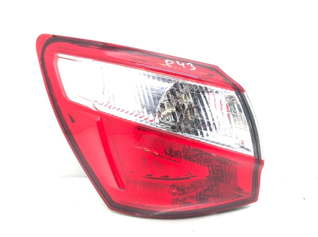 Фонарь задний левый для Nissan Qashqai, 2011 г. 1.5 DCi дизель б/у