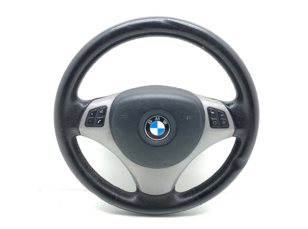 Руль для BMW 1 E87/E81/E82/E88, 2004 г. 1.6 i бензин б/у