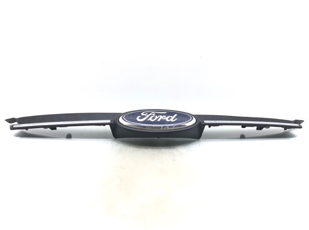 Решетка радиатора для Ford Focus, 2012 г. 1.6 TDCi дизель б/у — фото 2
