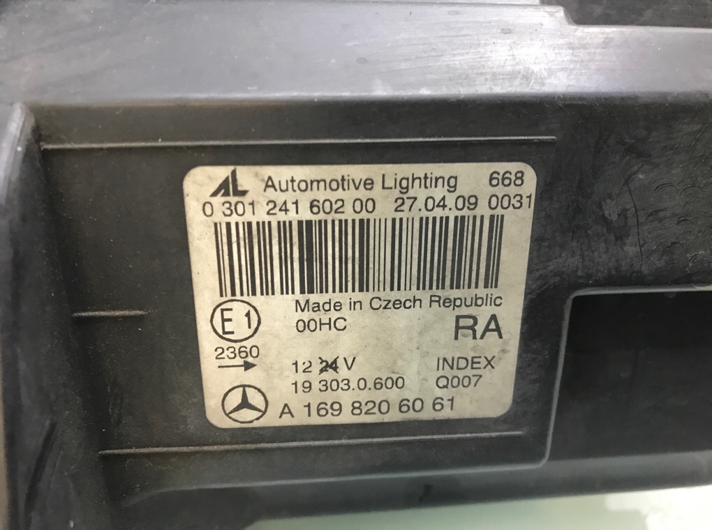 Фара правая для Mercedes A W169, 2009 г. 2.0 CDi дизель б/у — фото 7