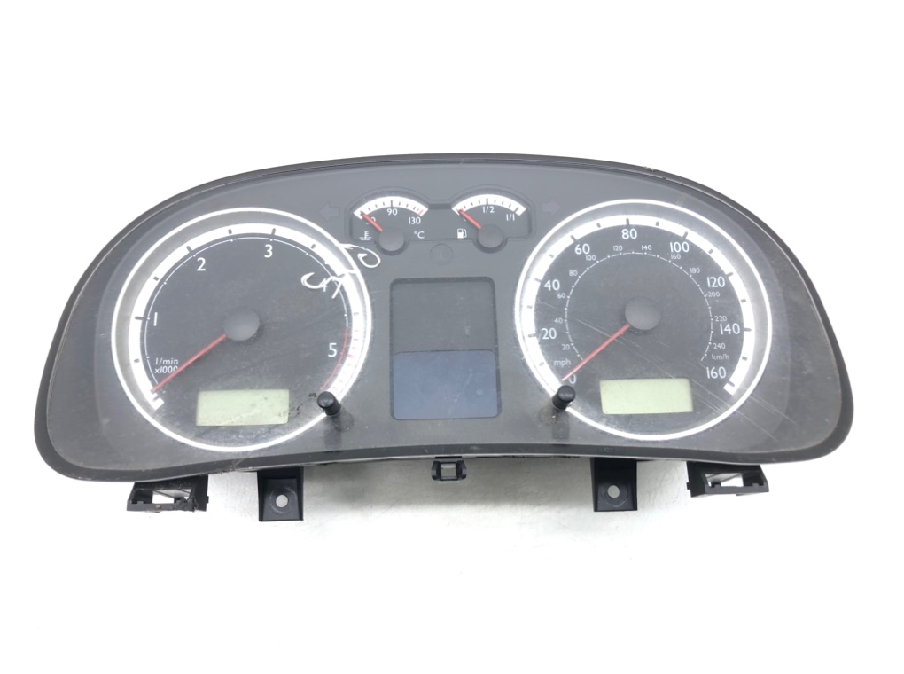 Щиток приборов (приборная панель) для Volkswagen Bora, 2002 г. 1.9 TDi дизель б/у