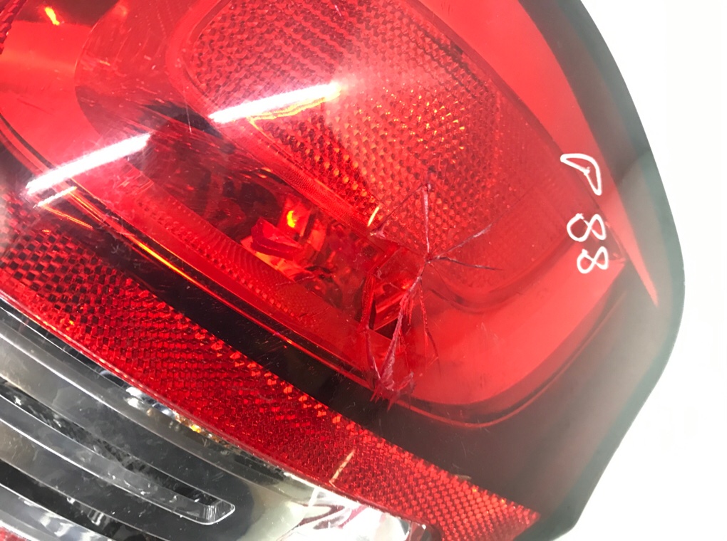 Фонарь задний правый для Citroen C3, 2011 г. 1.4 HDi дизель б/у — фото 5