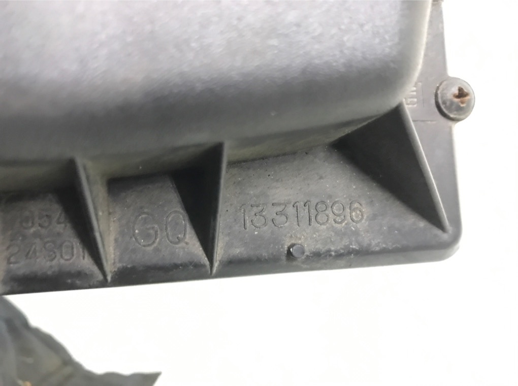 Корпус воздушного фильтра для Chevrolet Cruze, 2010 г. 2.0 CDi дизель б/у — фото 5