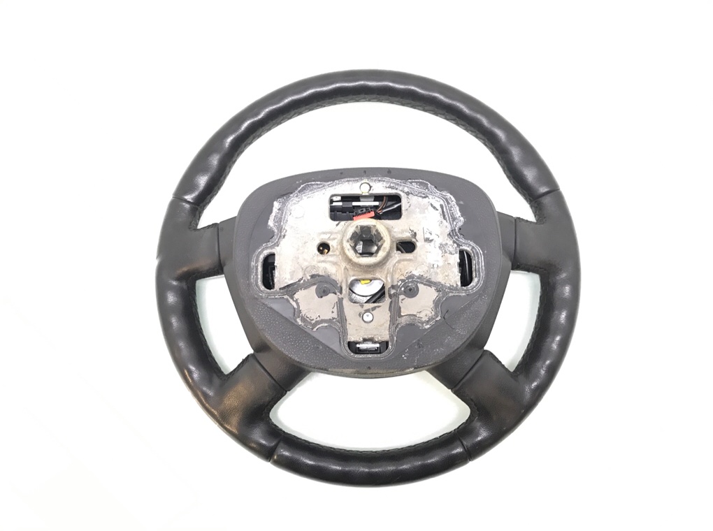 Руль для Ford Focus, 2006 г. 2.0 TDCi дизель б/у — фото 2