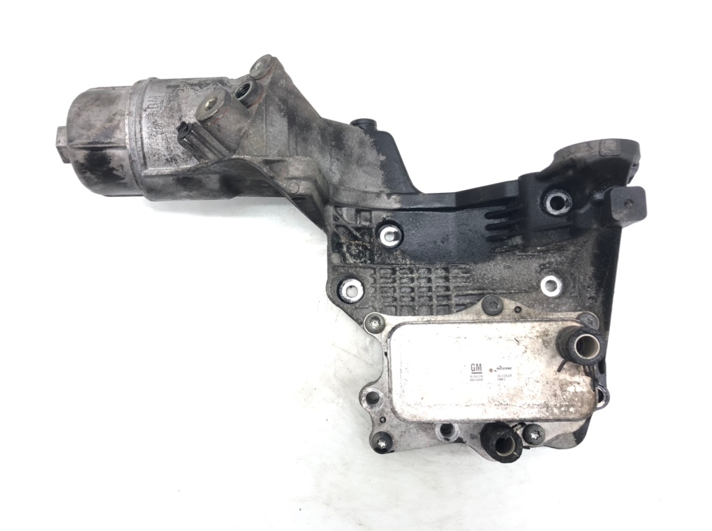 Корпус масляного фильтра для Opel Antara, 2012 г. 2.2 CDTi дизель б/у