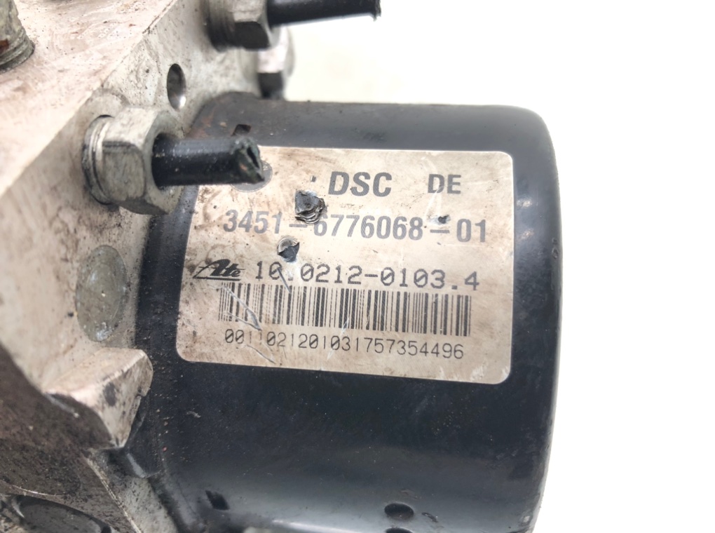 Блок ABS для BMW 3 E90/E91/E92/E93, 2005 г. 2.5 i бензин б/у — фото 7