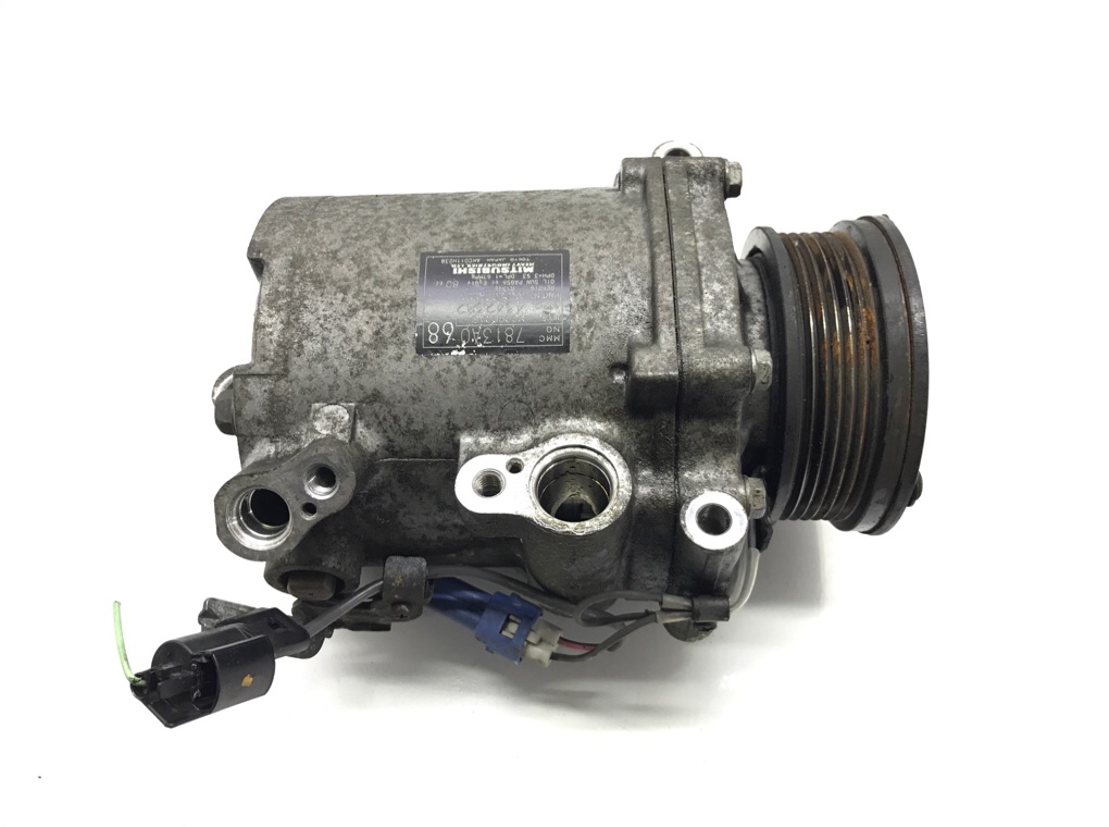 Компрессор кондиционера для Mitsubishi Lancer, 2010 г. 2.0 DiD дизель б/у — фото 2