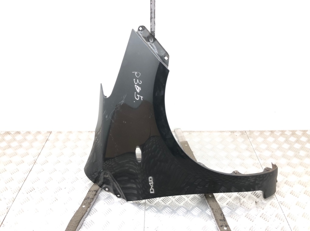 Крыло переднее правое для Toyota Yaris, 2008 г. 1.4 TD дизель б/у