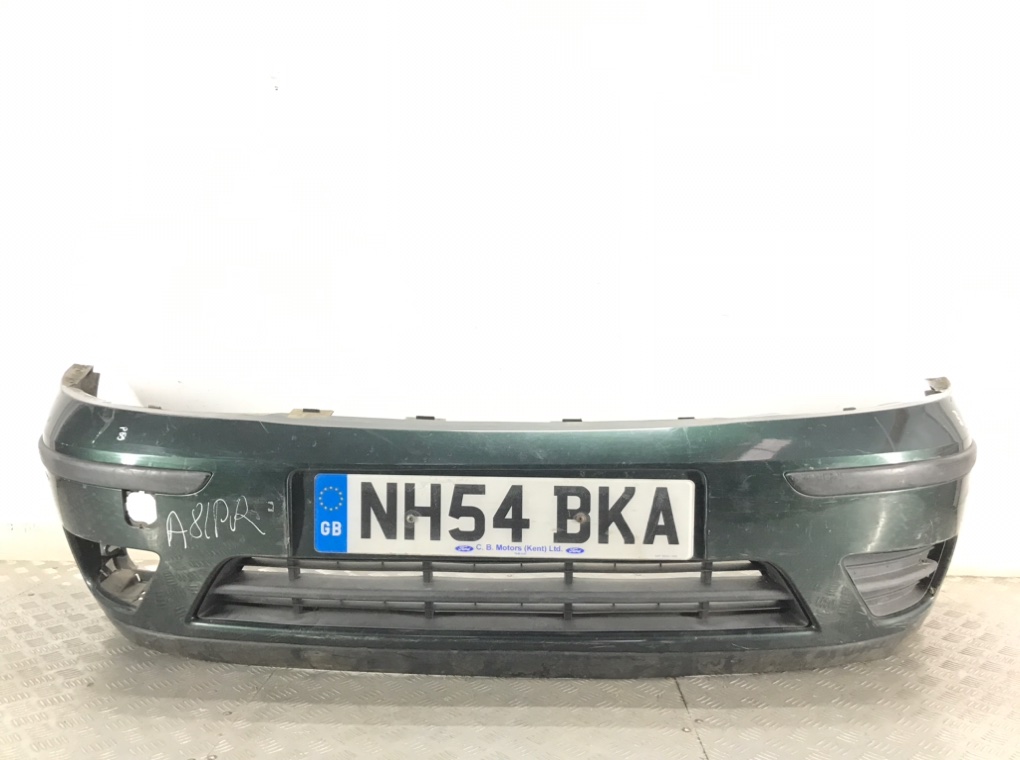 Бампер передний для Ford Focus, 2004 г. 1.6 i бензин б/у