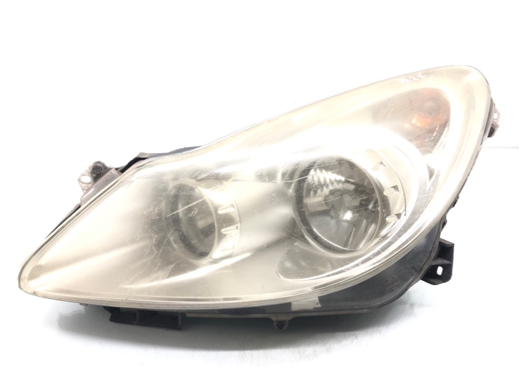 Фара левая для Opel Corsa, 2007 г. 1.3 CDTi дизель б/у
