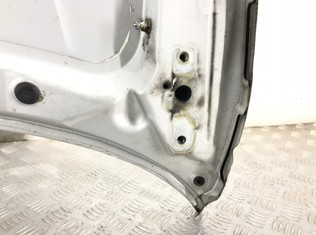 Капот для BMW 1 E87/E81/E82/E88, 2004 г. 1.6 i бензин б/у — фото 4
